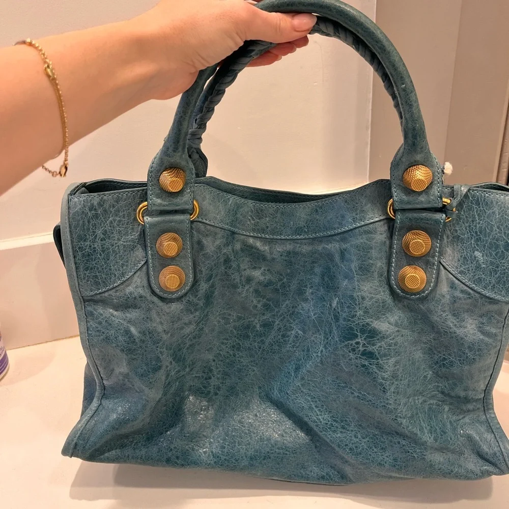 Balenciaga Classic City Bag – Turquoise Agneau Leather with Gold Hardware - Picture 10 of 12